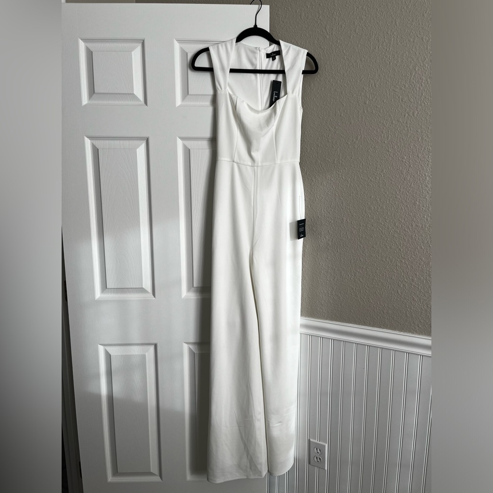Small lulus jumpsuit, never worn